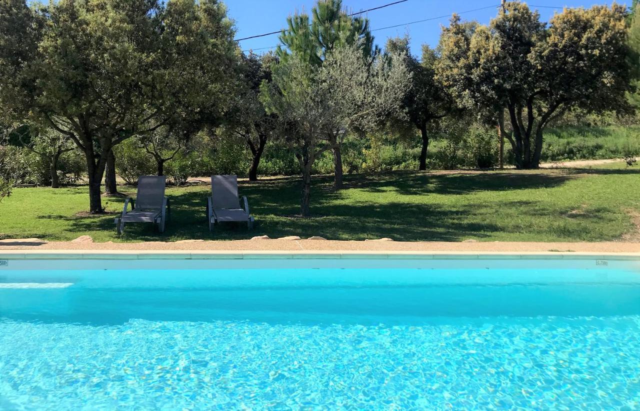 Clos Saint-Michel Resort & Spa Malaucène Esterno foto