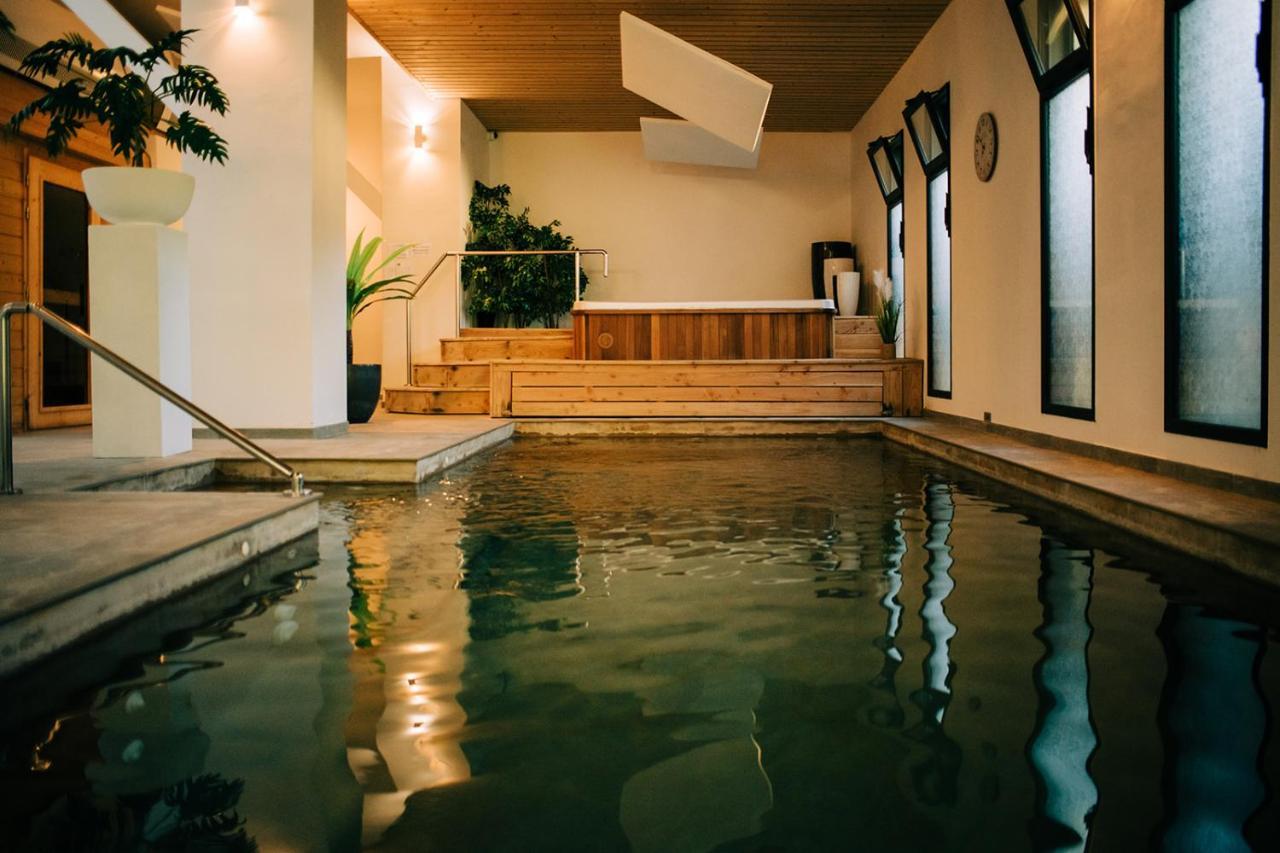 Clos Saint-Michel Resort & Spa Malaucène Esterno foto