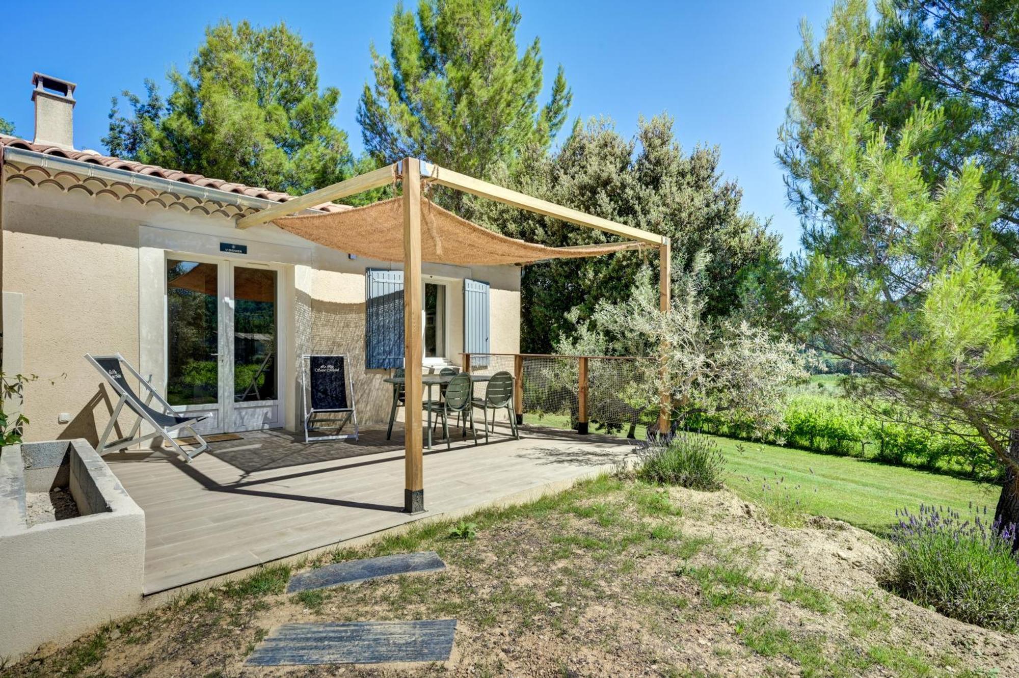 Clos Saint-Michel Resort & Spa Malaucène Esterno foto